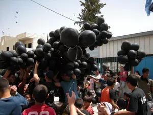 bethleem_ballons_noirs.jpg