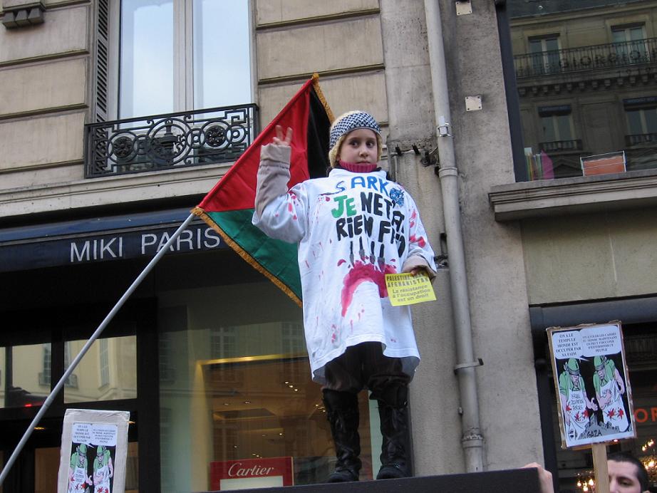 manif_17_enfant_TShirt.jpg