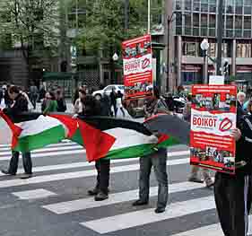 boycott_bilbao_mars_H263.jpg