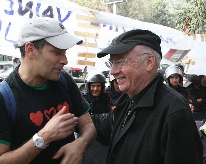 Gaillot_mourad_et_militaires.jpg