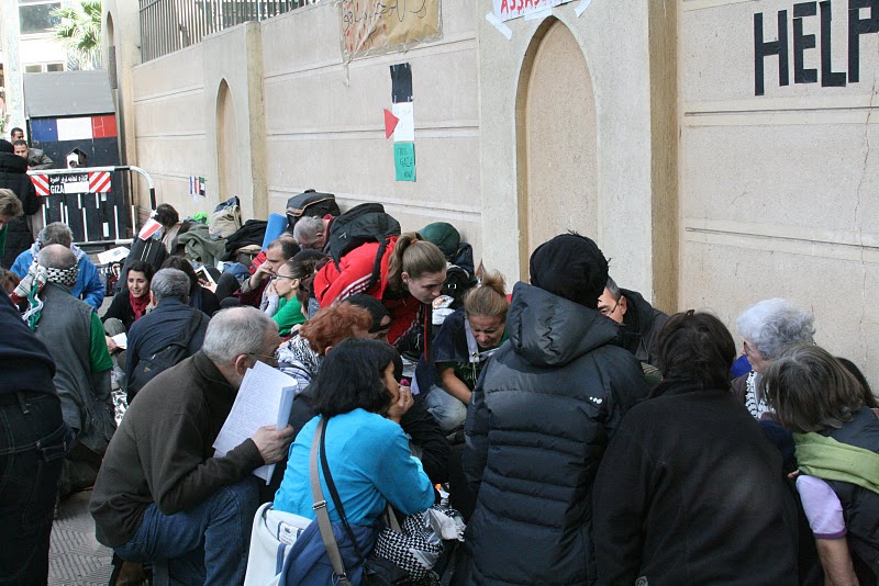 ambassade_reunion_petits_groupes_bis.jpg
