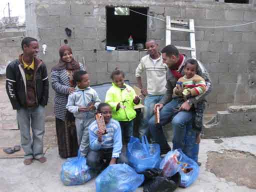 Ayman_avec_toute_la_famille_L512.jpg