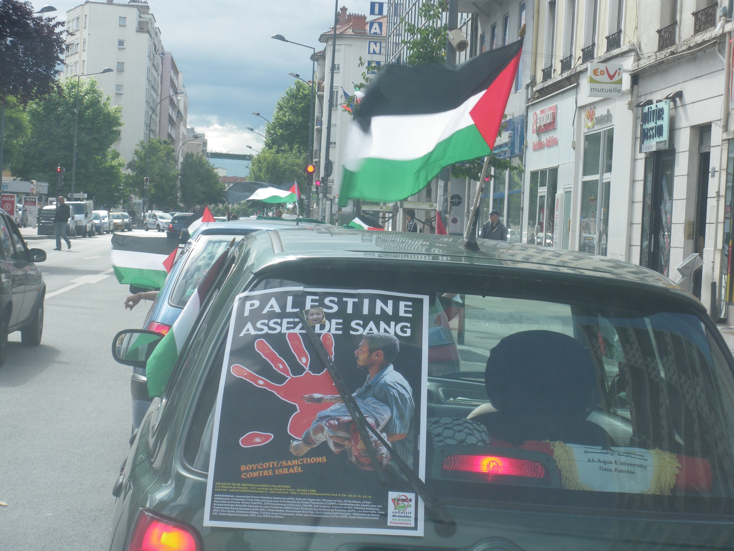 cortege_LYON.jpg