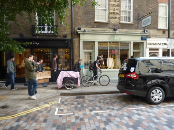 Ahava_londres_1.jpg