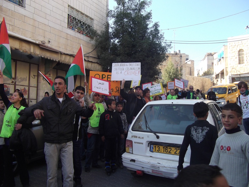 Hebron_manif_25_dec.jpg