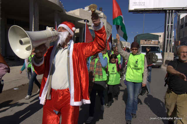 kalandia_pere_noel.jpg