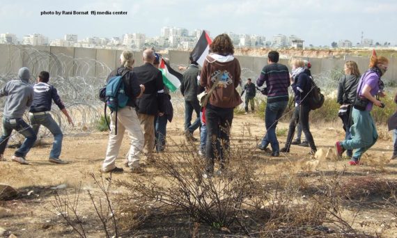 bilin_manif_internationaux.jpg