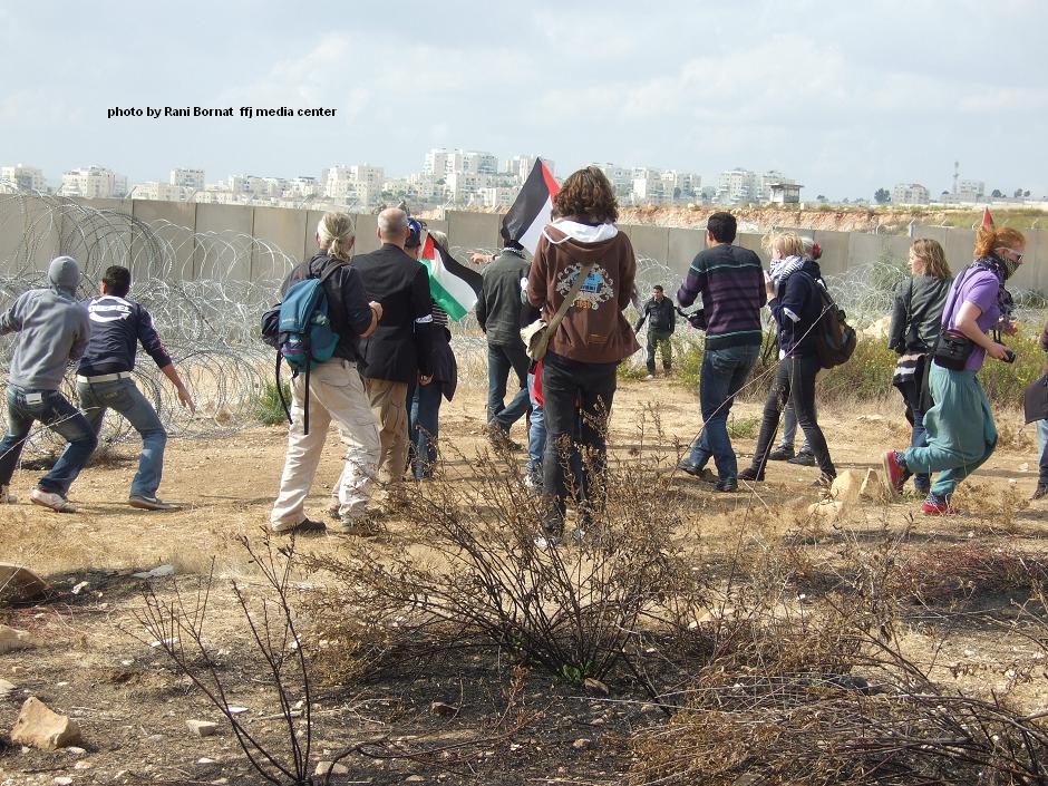 bilin_manif_internationaux.jpg