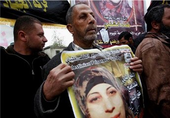 Hana_Shalabi_son_pe_re_manif_Jenine.jpg