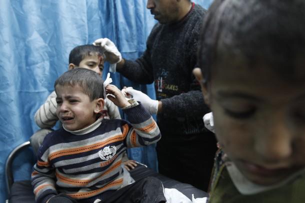 gaza_enfants_blesse_s_autre.jpg