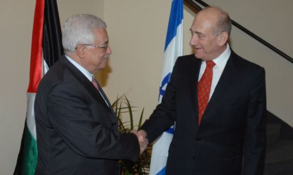 abbas_et_olmert_poigne_e_de_main.jpg