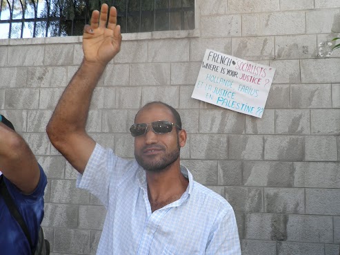 amabassade_france_Amman_pancarte_French_socialists---.jpg