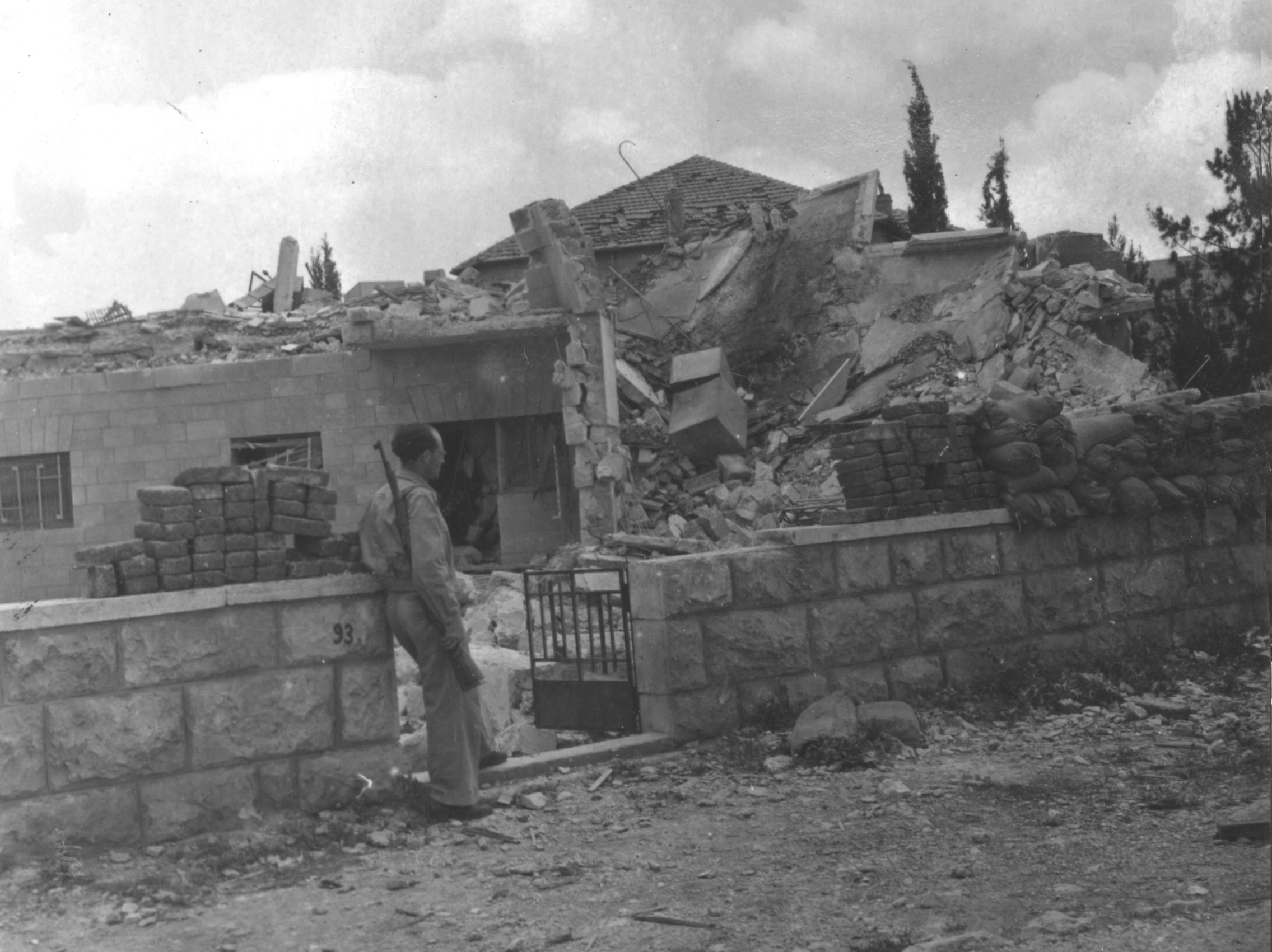 deir_yassin_tamara_re_duit.jpg