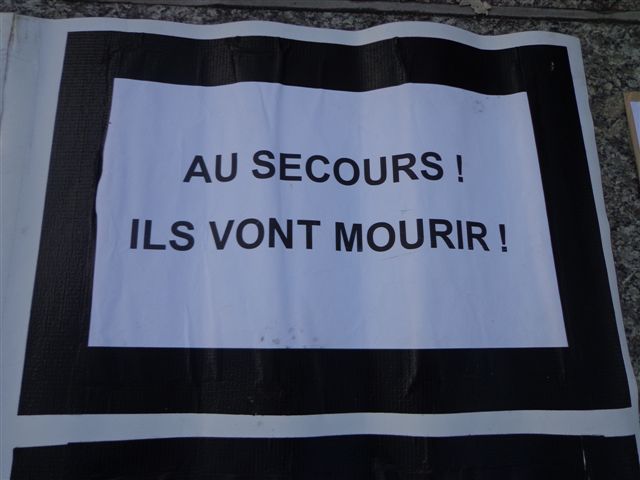 prisonniers_pancarte_bis_22_oct.jpg