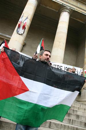 layli_chalon_pascal_drapeau.jpg