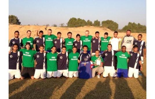 football_gaza_les_deux_e_quipes-2.jpg