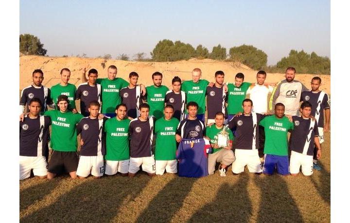 football_gaza_les_deux_e_quipes-2.jpg