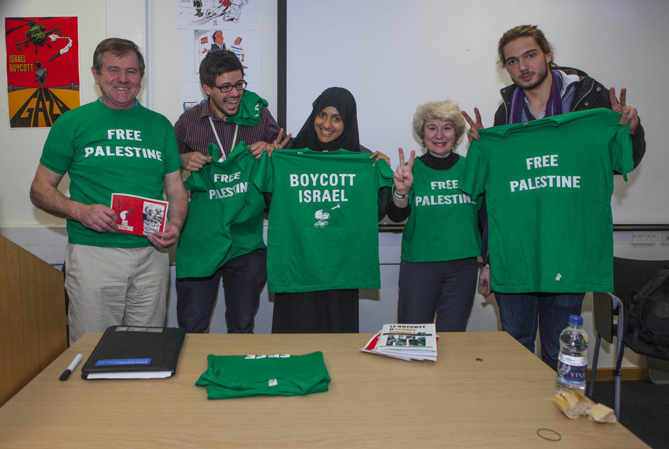 LONDRES_SOAS_T-SHIRTS.jpg