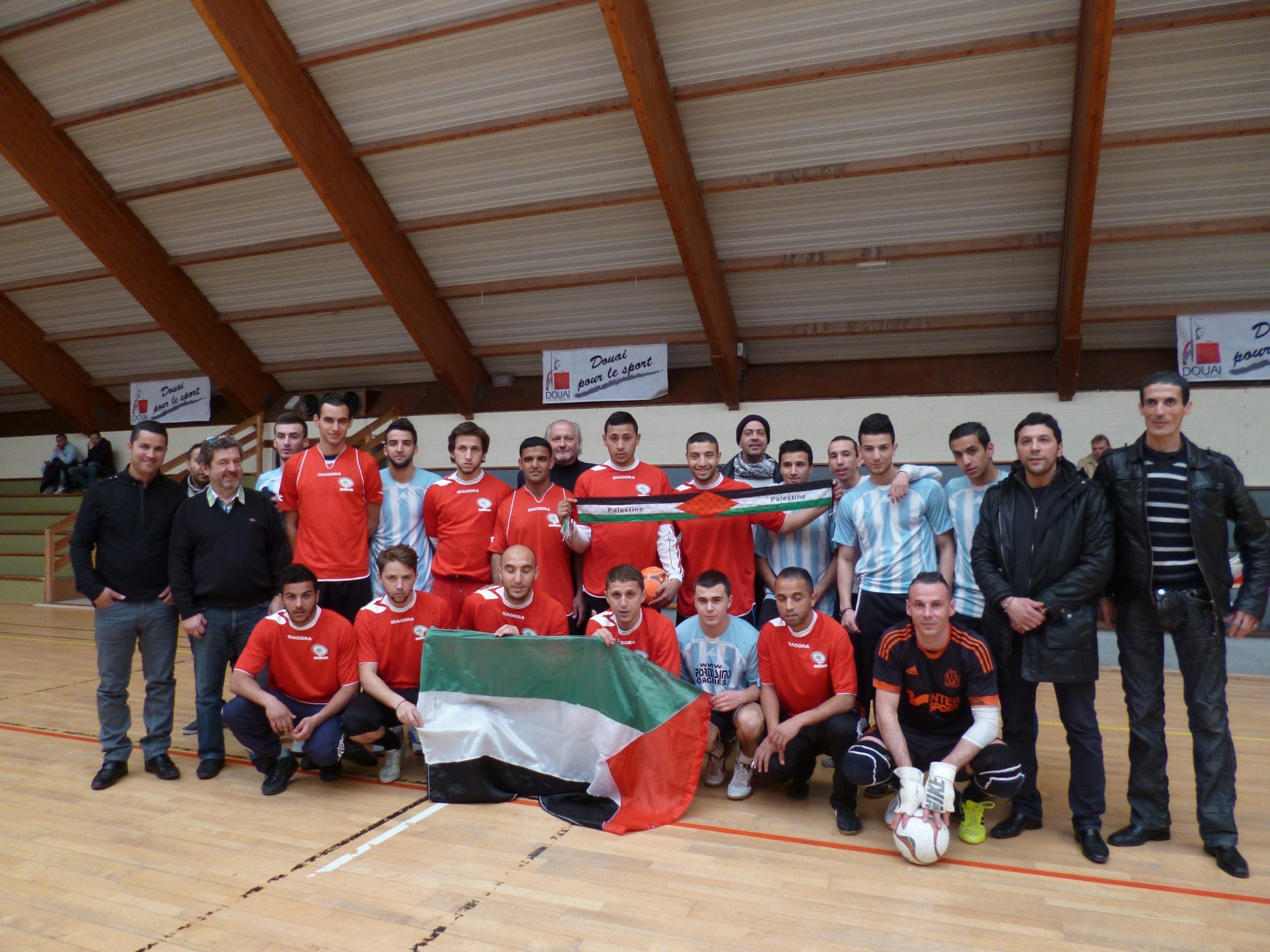 douai_sarsak_e_quipe_foot.jpg