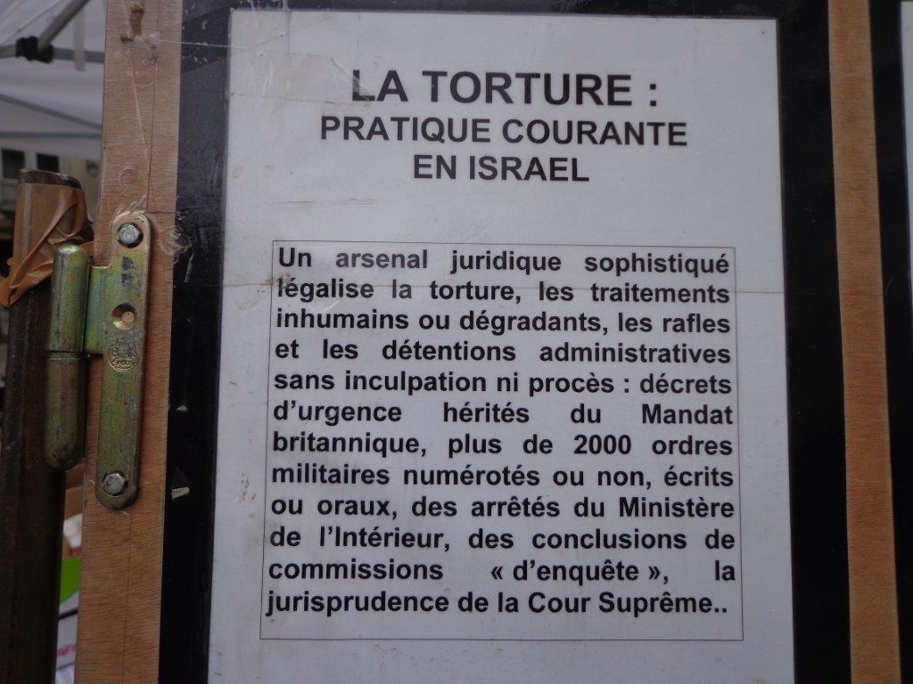 torture_panneau_expo_beaubourg.jpg