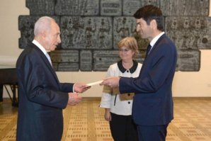 ambassadeur_franc_ais_en_Israel.jpg