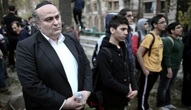 juifs_iraniens_en_faveur_du_nucle_aire_iranien.jpg