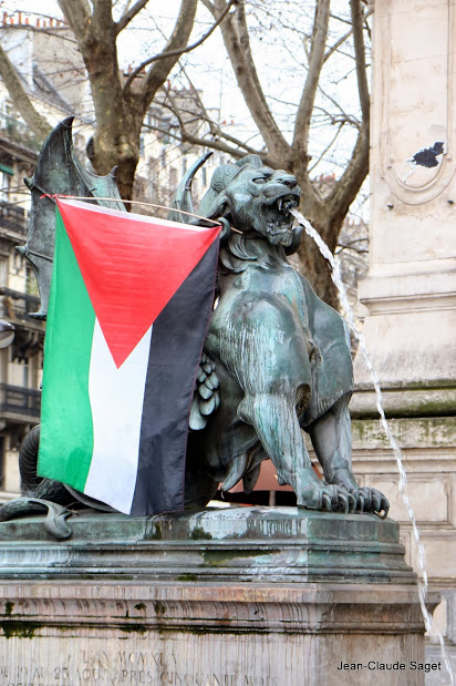 autre_lion_drapeau-3.jpg