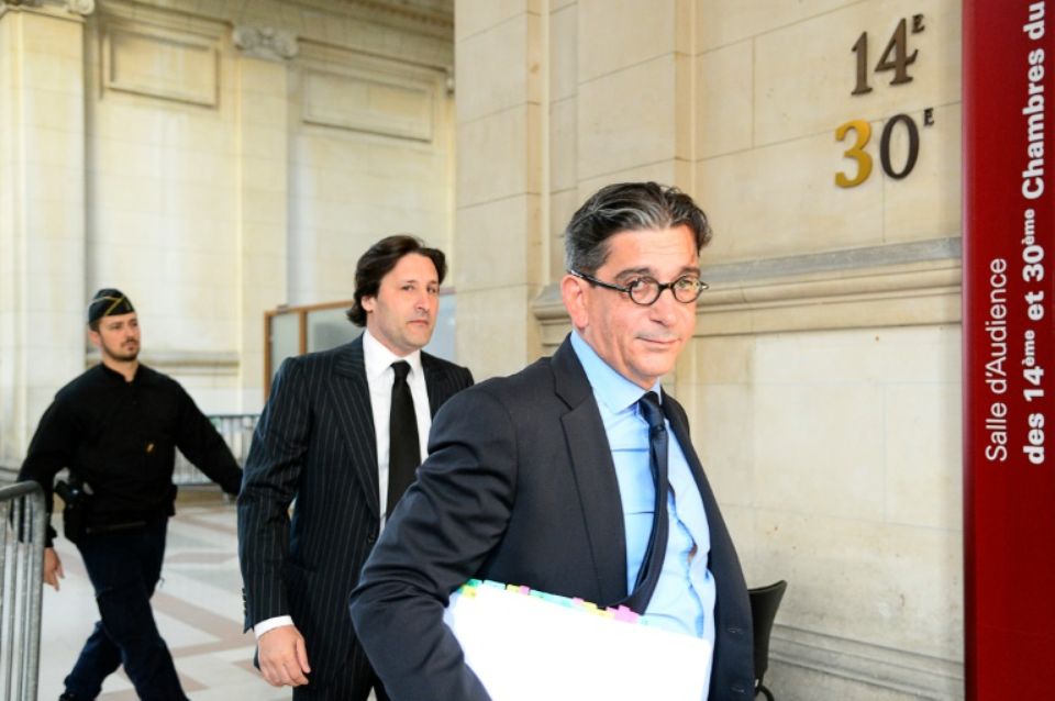 arnaud-mimran-c-arrive-au-tribunal-a-paris-avec-son-avocat-jean-marc-fedida-d-le-25-mai-2016.jpg
