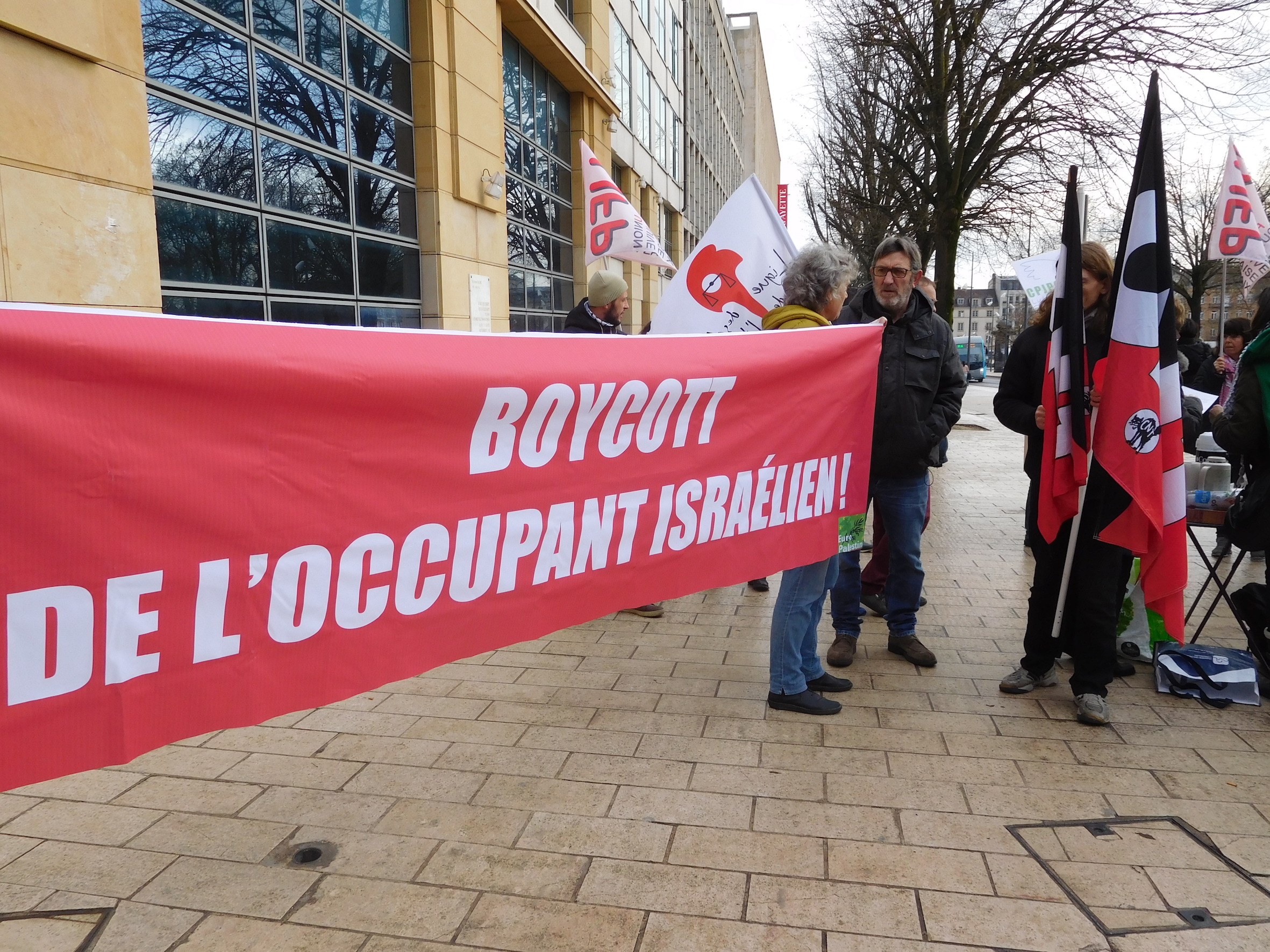 banderole_boycott_metz.jpg