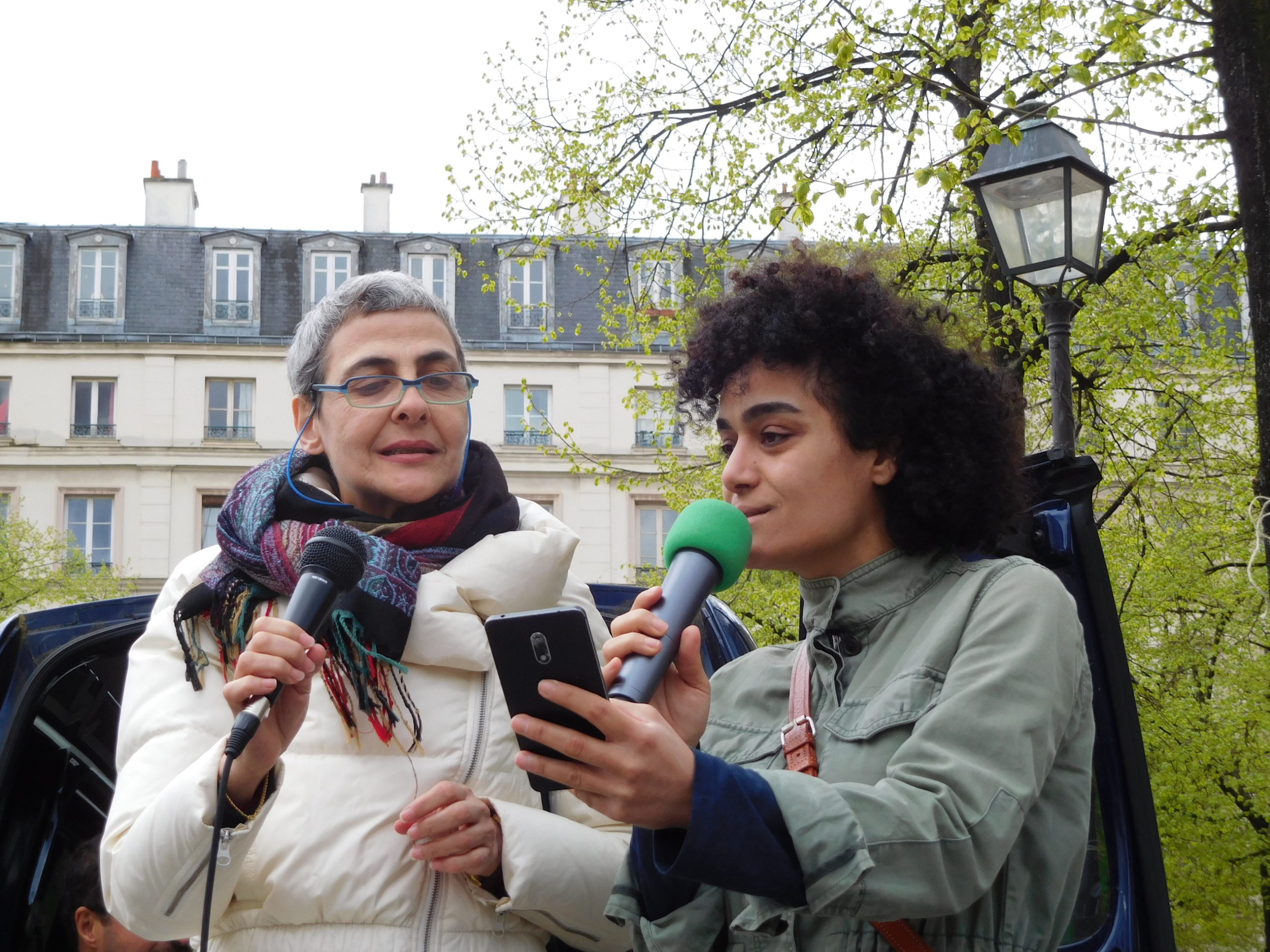afife_et_brune_chantent_innocents.jpg