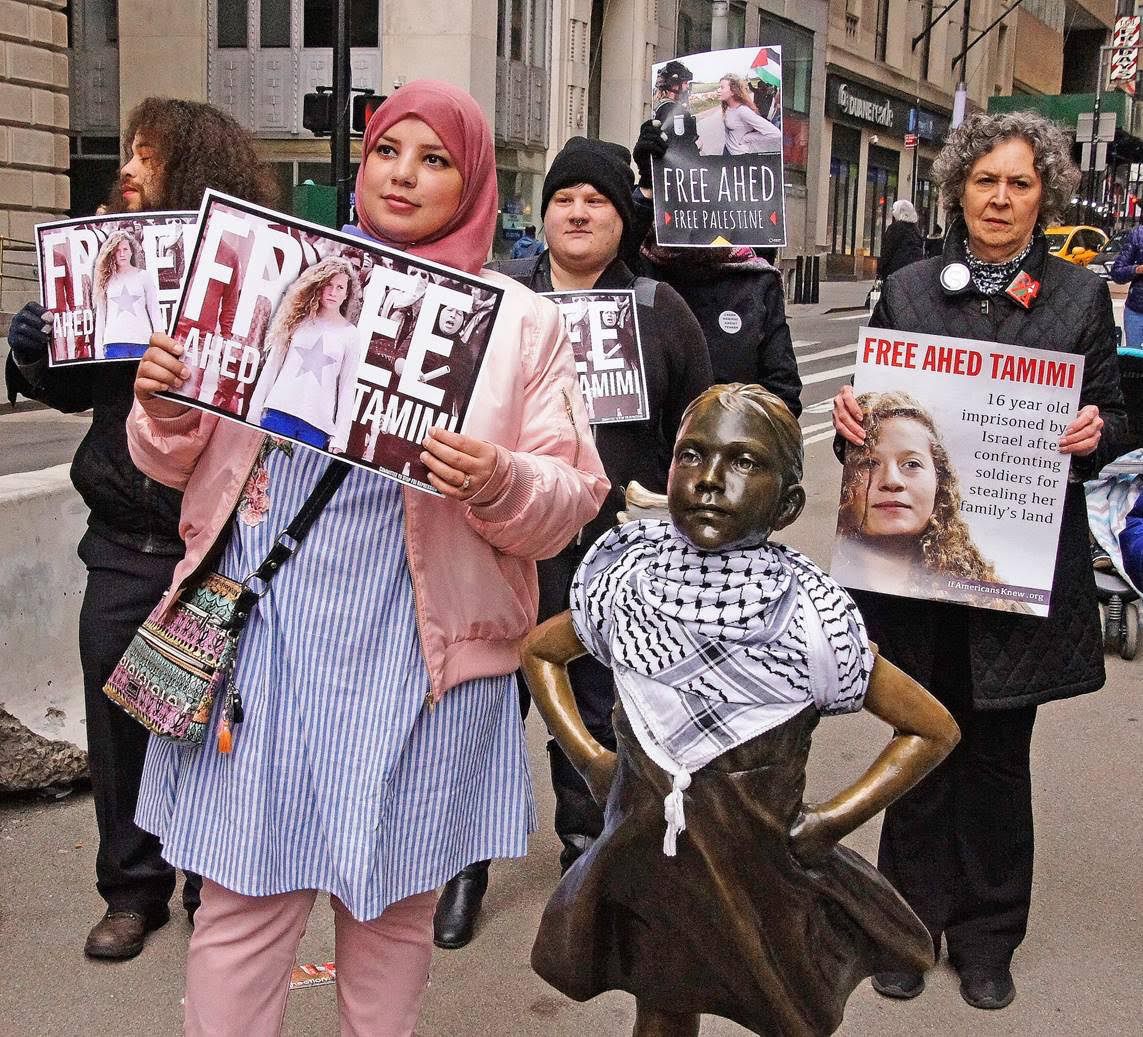 ahed_statue_ny.jpg