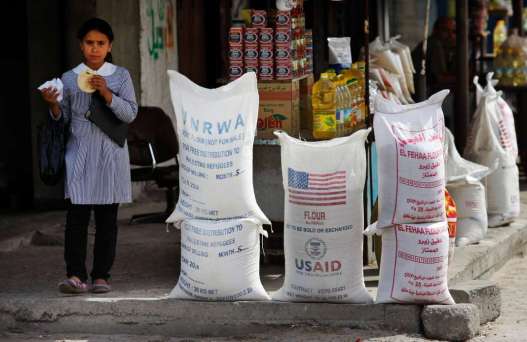 aide_re_fugie_s_unrwa-2.jpg