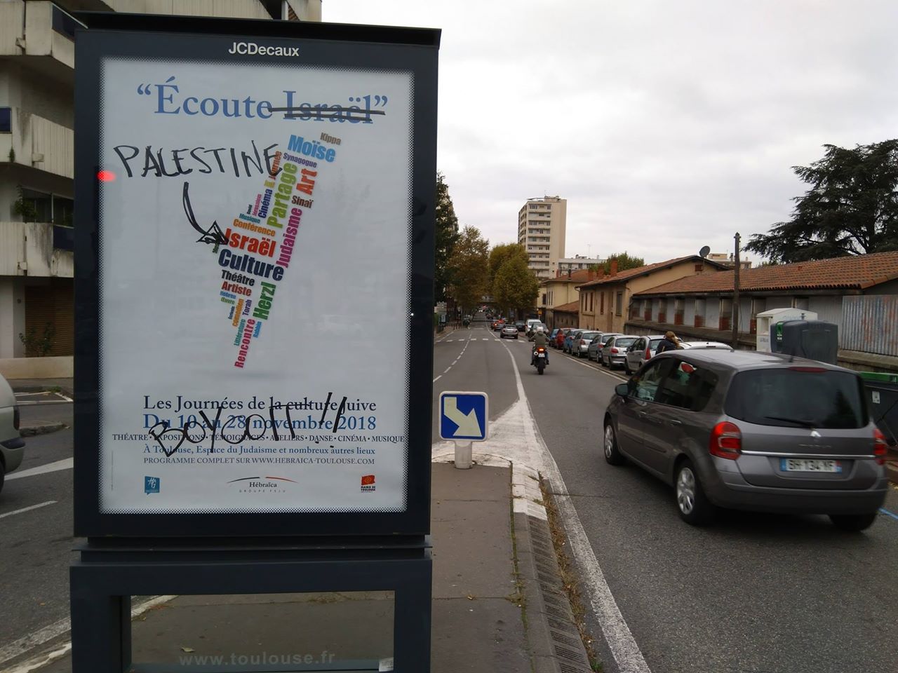arre_t_de_bus_pub_israel_toulouse.jpg