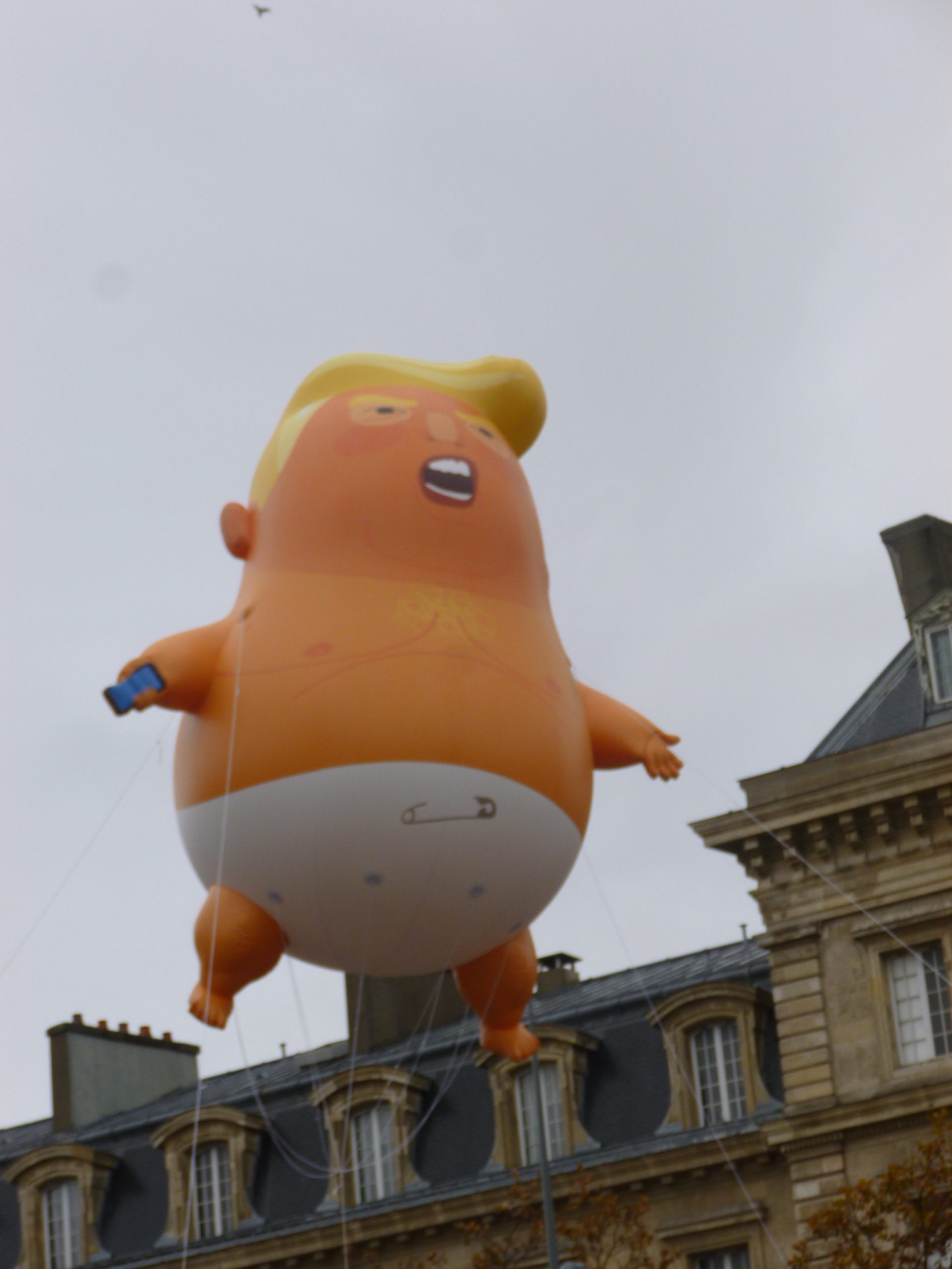 baby_trump_seul.jpg