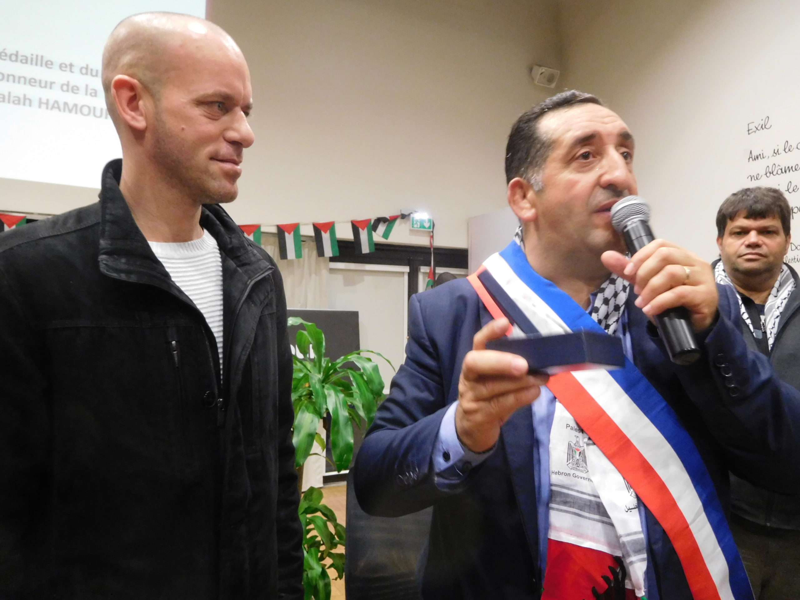 azzedine_me_daille_salah.jpg