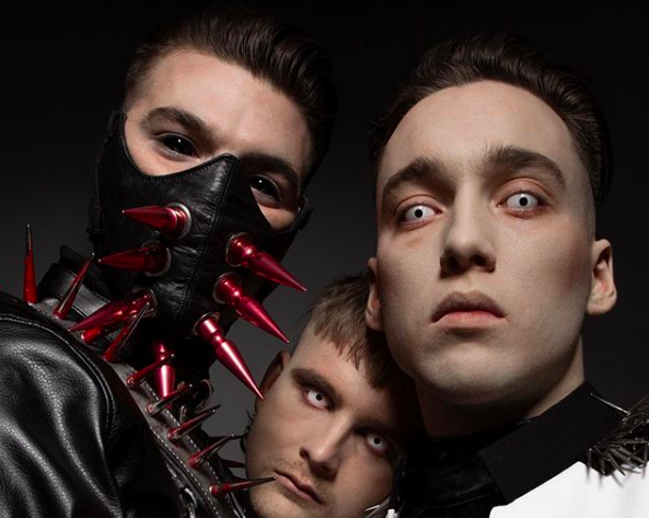 hatari.png