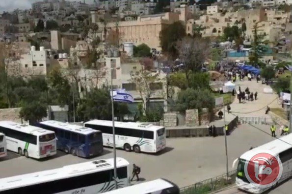 20.000_colons_a_hebron.jpg