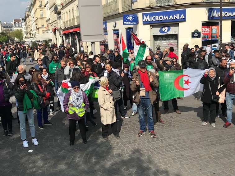 avec_drapeau_alge_rien.jpg