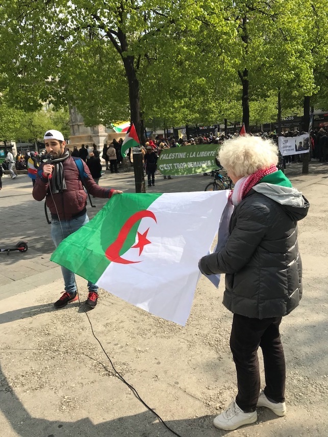 drapeau_alge_rien.jpg