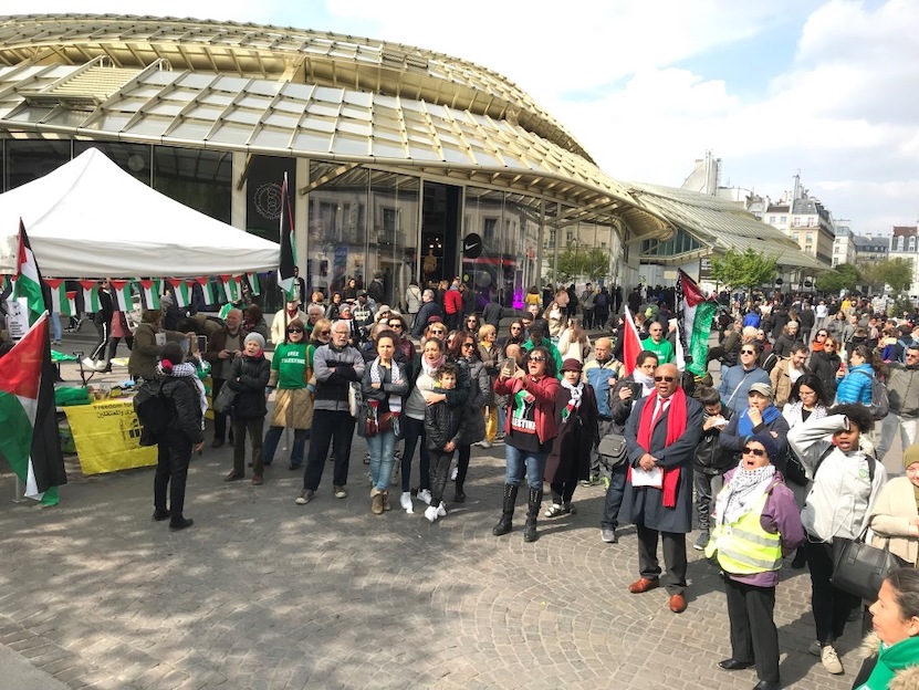 foule_scande.jpg