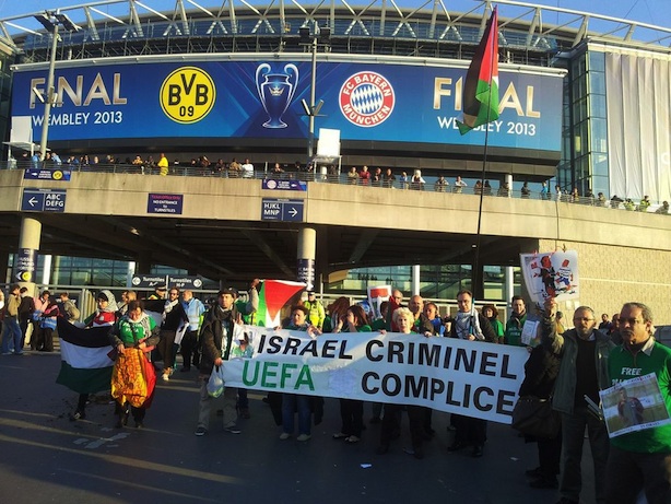 wembley_banderole._jpg.jpg