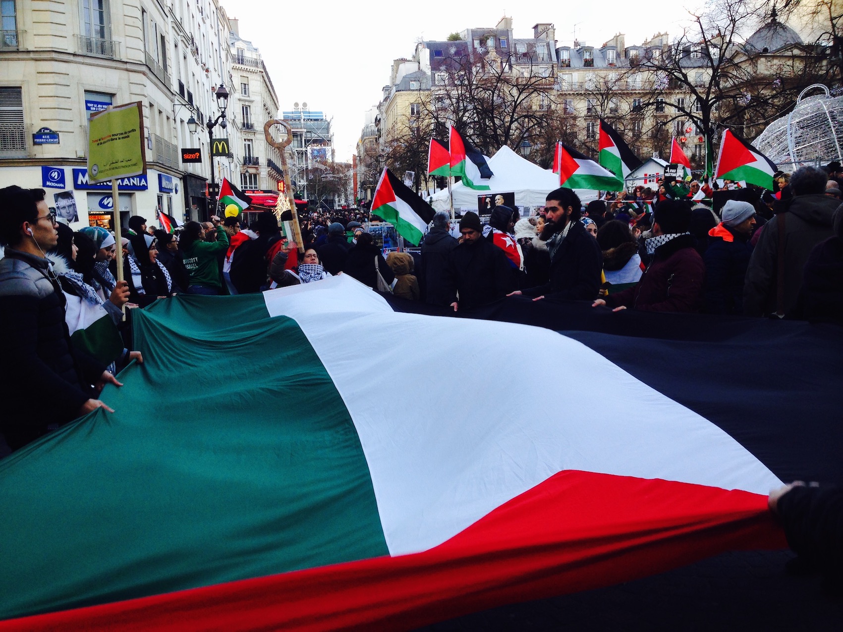 drapeau_innocents.jpg