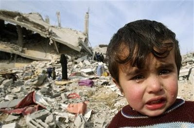 gaza_enfant_qui_pleure_destructions.jpg