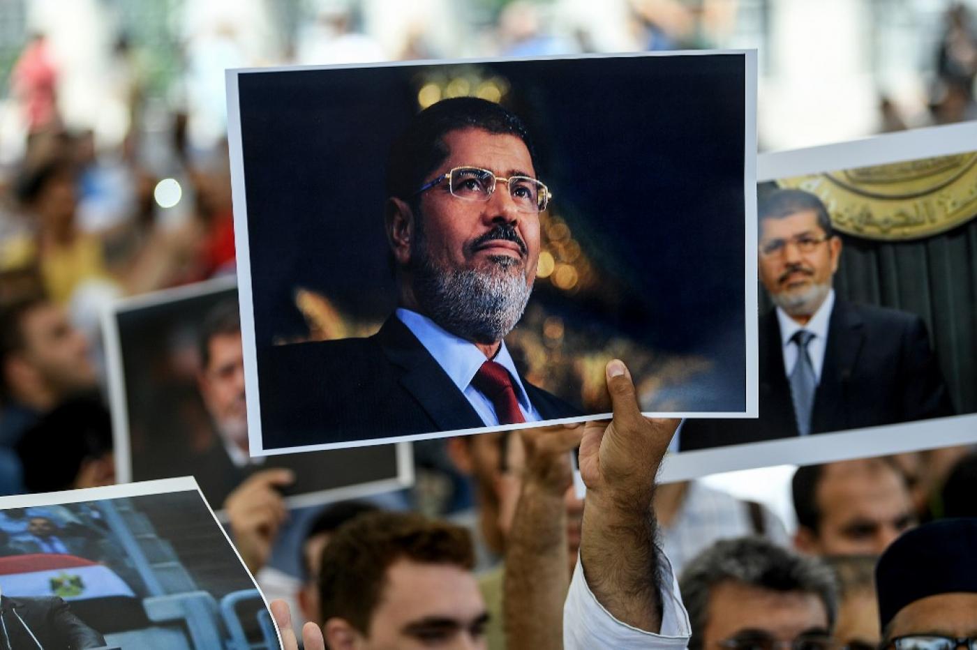 morsi_istanbul.jpg