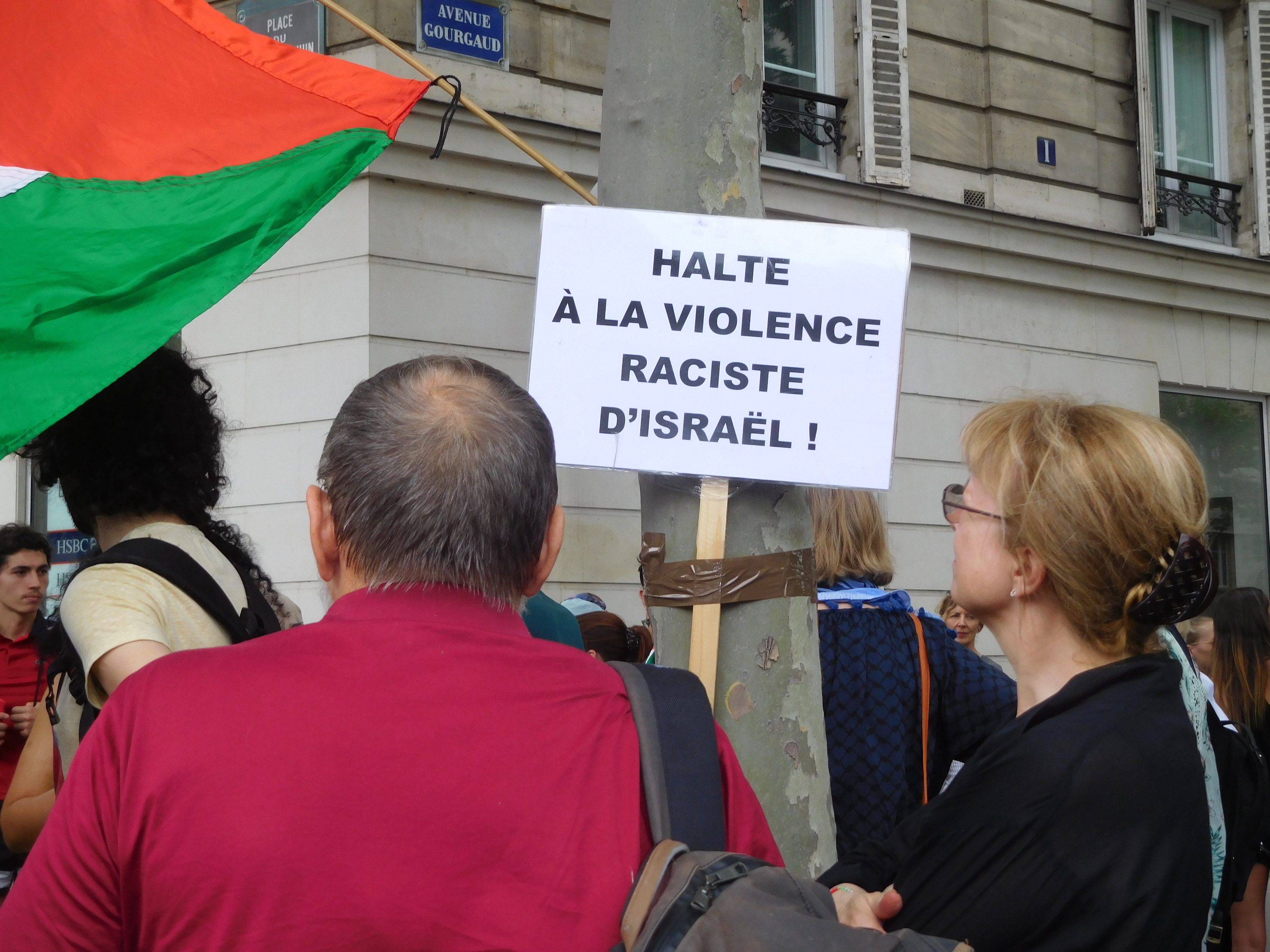 violece_raciste_je_ru.jpg
