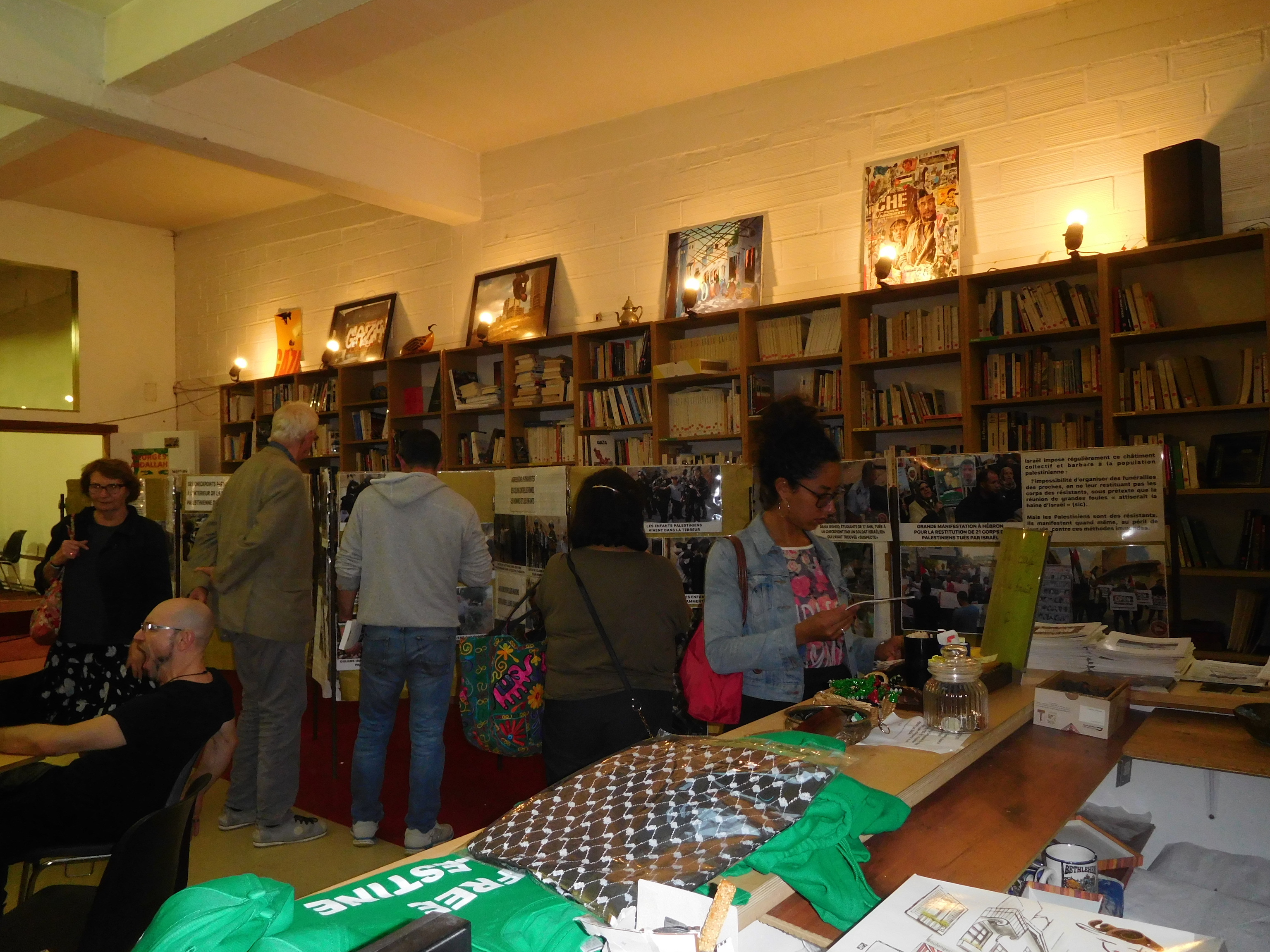 expo_hebron_librairie.jpg