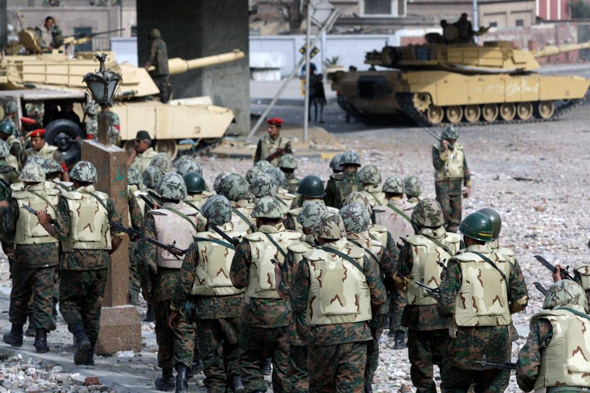egypte_tanks_sinai.jpg