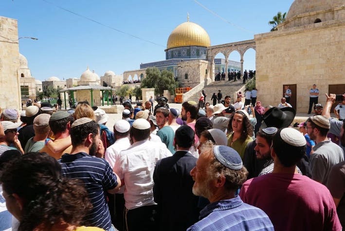 juifs_a_al_aqsa_11_aout.jpg