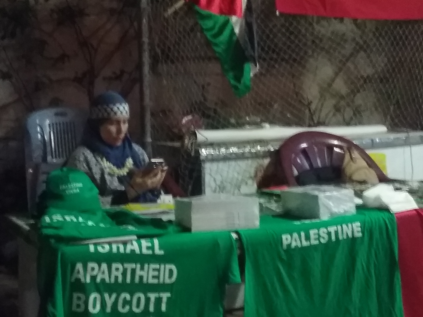 table_tshirts_tunis.jpg
