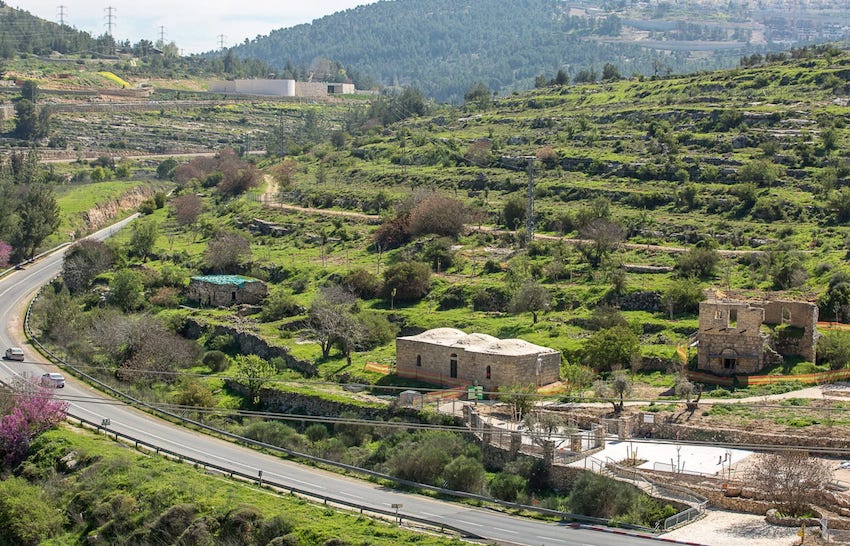 les_terres_palestiniennes_autour_de_ein_hanya.jpg